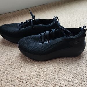 Skechers Black Knit Sneakers 8.5m Women